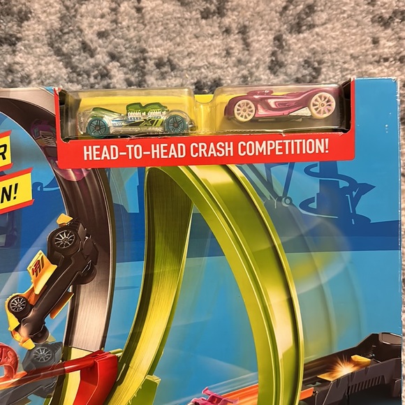 hot wheels Toys Hot Wheels Roto Revolution Track Set Motorized